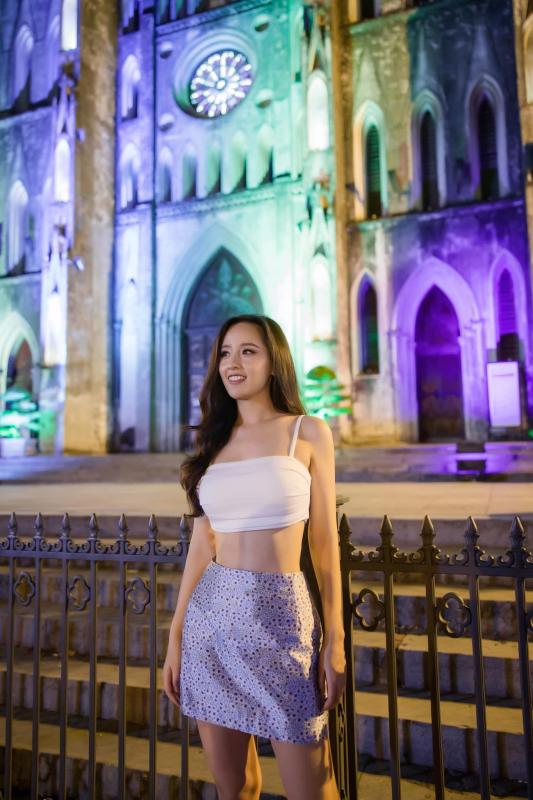 Mai Phương Thuý cực quyến rũ trên sân tennis, trong tủ đồ lượng outfit tennis nhiều hơn quần áo mặc hàng ngày- Ảnh 25.