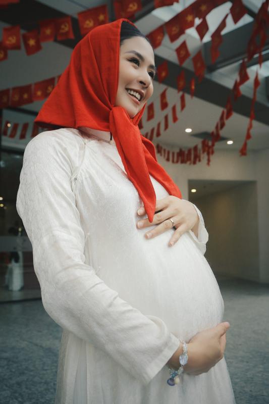 Dàn sao nhuộm đỏ MXH, không khí vui hơn Tết: Outfit xịn nhất chính là "merch quốc dân"- Ảnh 42.