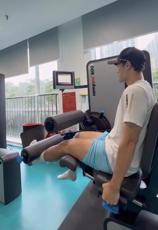 Tình cảnh của Văn Toàn sau ca phẫu thuật chấn thương- Ảnh 2.