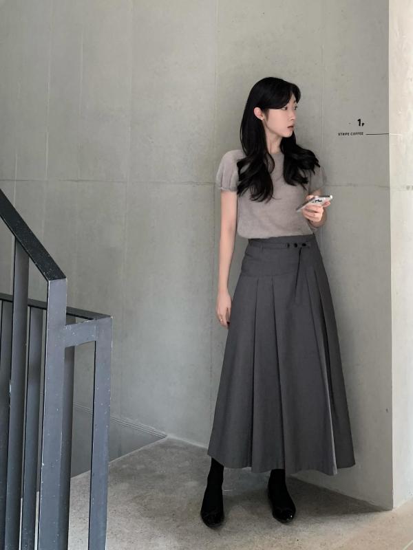 Phong cách mãi nhàm chán nếu chị em không biết 4 mẫu chân váy mùa thu đang là mốt- Ảnh 10. Phong cách mãi nhàm chán nếu chị em không biết 4 mẫu chân váy mùa thu đang là mốt- Ảnh 10.