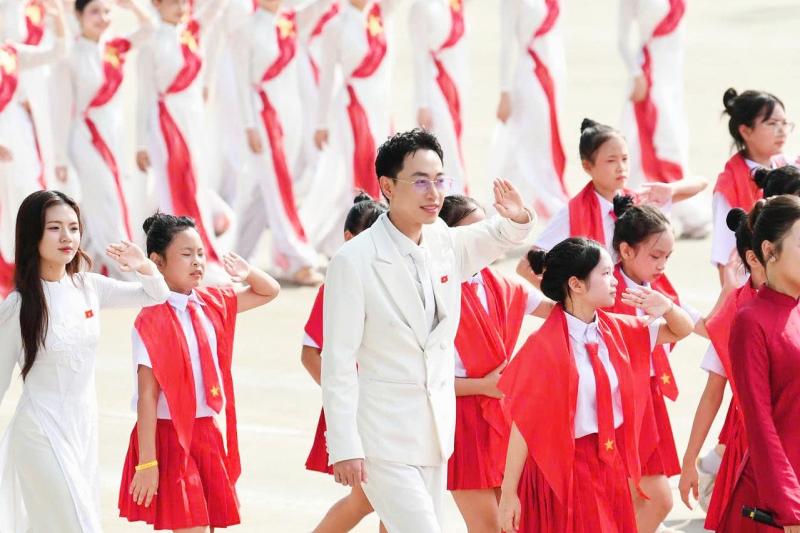 Quán quân Rap Việt thành công nhất: 2 lần diễn A50 - A80, rap ít mà chất, đắt show bậc nhất thế hệ- Ảnh 3.