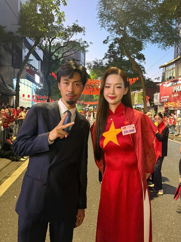 Đen Vâu và Hoa hậu cao nhất Vbiz chung khung hình, nhìn kỹ phát hiện 1 chi tiết gây bất ngờ- Ảnh 1.