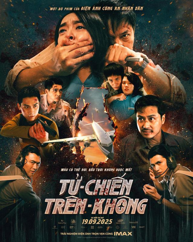 Nữ tiếp viên hàng không tóc ngắn trong Tử Chiến Trên Không: Dáng đẹp, mặt cực xinh nhưng thứ lấn át tất cả là diễn xuất “nổi da gà”- Ảnh 15.