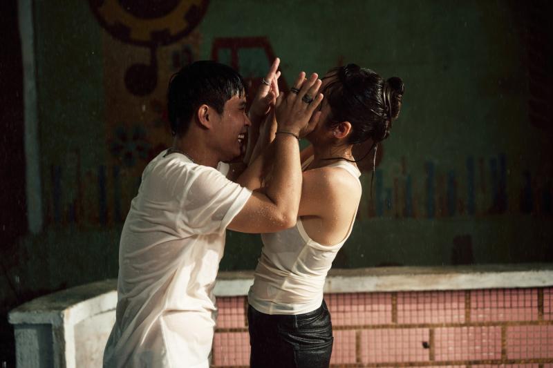 Quán quân Rap Việt mất hút 4 năm bất ngờ xuất hiện, lấy vợ sinh con xong netizen quên luôn từng oanh tạc thế nào- Ảnh 5.