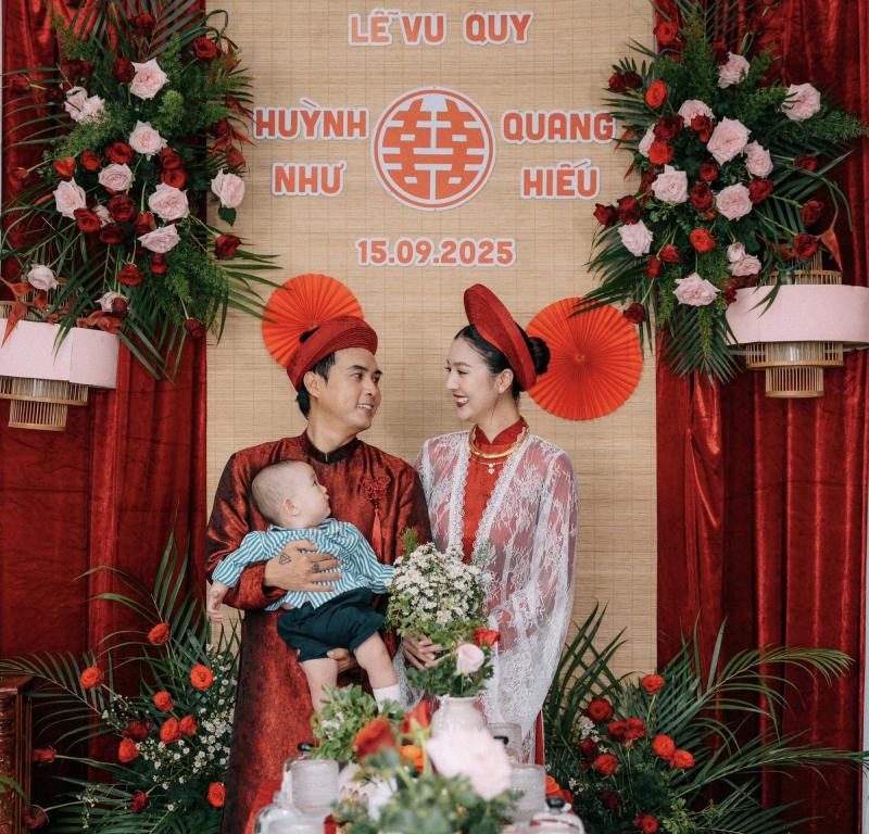 Đám cưới Hồ Quang Hiếu và vợ kém 17 tuổi ở Cà Mau: Hé lộ sính lễ của cô dâu, 1 nhân vật giật spotlight!- Ảnh 5. Đám cưới Hồ Quang Hiếu và vợ kém 17 tuổi ở Cà Mau: Hé lộ sính lễ của cô dâu, 1 nhân vật giật spotlight!- Ảnh 5.