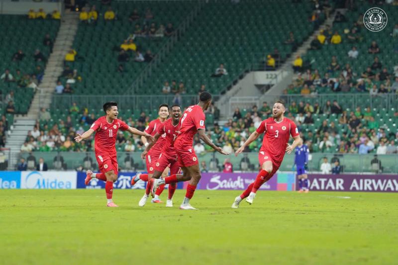 BXH châu Á: Việt Nam lọt top 10, bỏ xa Malaysia và Indonesia- Ảnh 2.