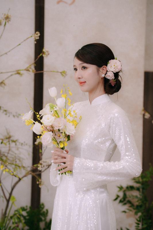 Hôn lễ Hồ Quang Hiếu sáng nay: Visual cô dâu quá xinh, cặp đôi làm 1 điều chưa từng có trong tiền lệ Vbiz!- Ảnh 2.