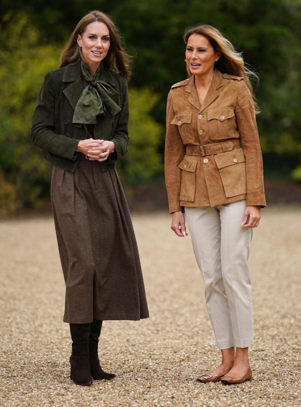 Bà Melania Trump phá vỡ chuẩn mực- Ảnh 12.