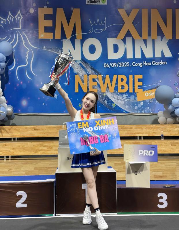 Nhan sắc nữ CEO thay 7 bộ đồ hiệu trong một giải đấu: “Có tháng tôi chi gần 200 triệu cho pickleball, 30 ngày là 30 outfit không trùng”- Ảnh 7.