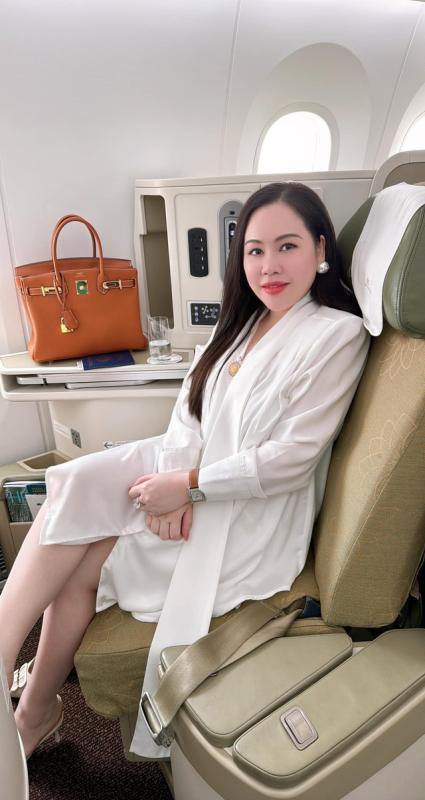"Diễn viên lùn nhất Việt Nam" đáp trả khi bị nói miệt mài khoe của nhưng chưa có con- Ảnh 3.
