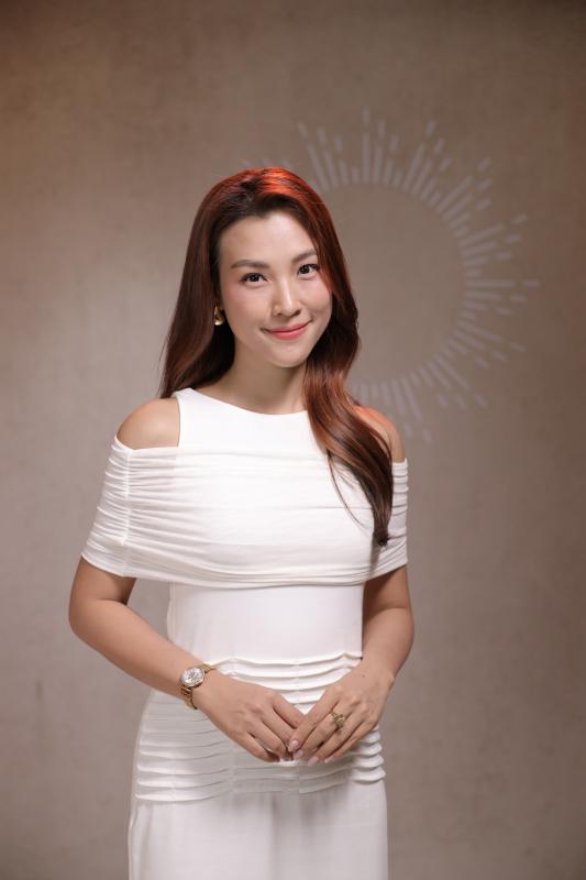 Á hậu Việt ly hôn chồng Tây: Vỡ mộng khi sống chung, chia tay vẫn đều đặn qua gặp hàng tháng- Ảnh 1.