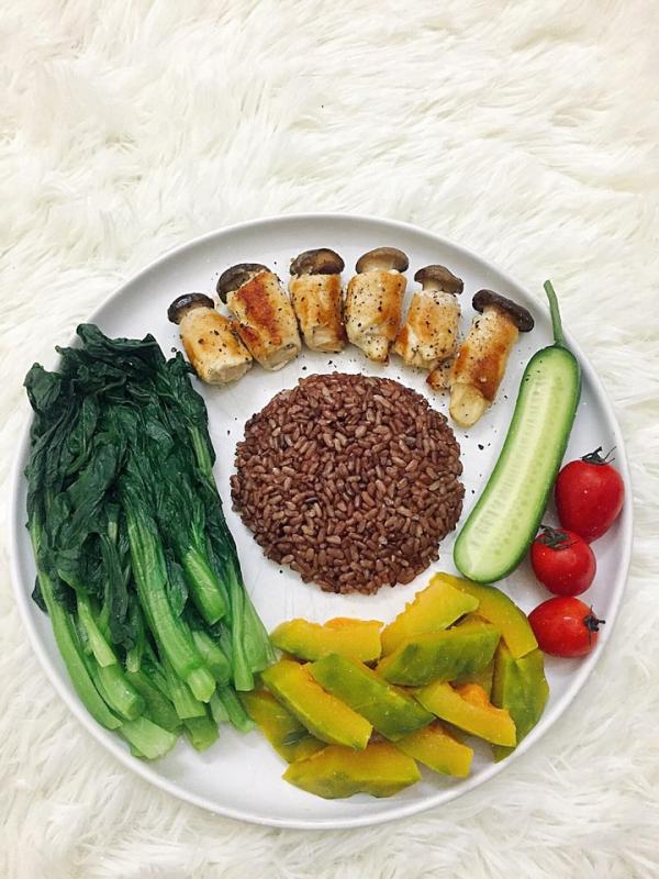 Cô gái gen Z gây sốt khi khoe thực đơn eat clean 50 ngày- Ảnh 10.