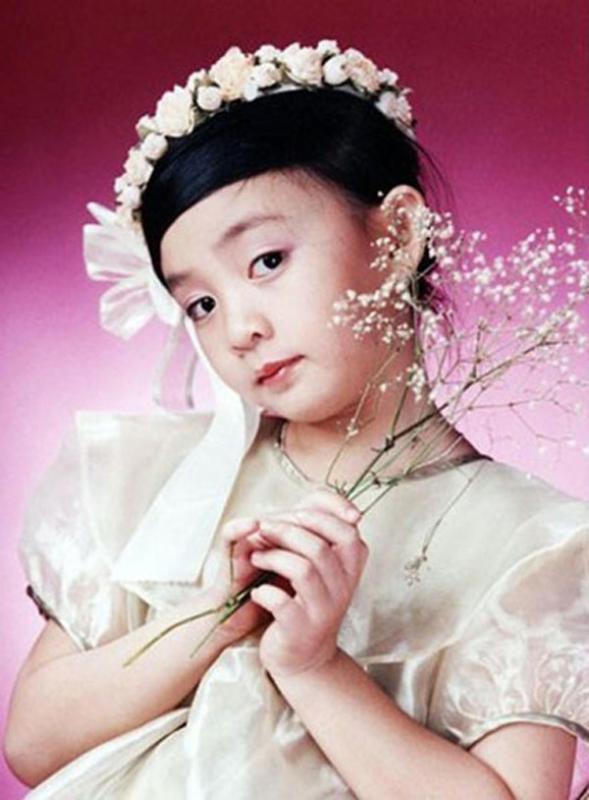 "Thần đồng âm nhạc" Xuân Mai xuất hiện sau 3 năm biến mất bí ẩn, 30 tuổi nuôi 3 con ở Mỹ, giữ kín chồng- Ảnh 1.