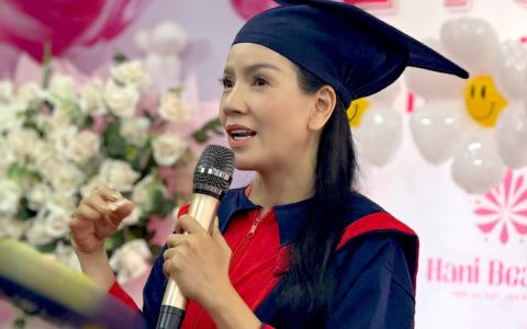 Ngọc Trinh chẳng thể đợi đến ngày phim cuối cùng lên sóng, nhìn dòng chia sẻ mà netizen nhói lòng- Ảnh 1.