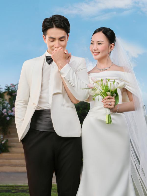PNJ ra mắt bộ sưu tập trang sức cưới Lá Ngọc Cành Vàng- Ảnh 1.