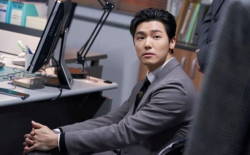 10 tổng tài đẹp nhất Hàn Quốc: Hyun Bin suýt out top, số 1 visual chạm nóc khen chỉ có thừa- Ảnh 6.