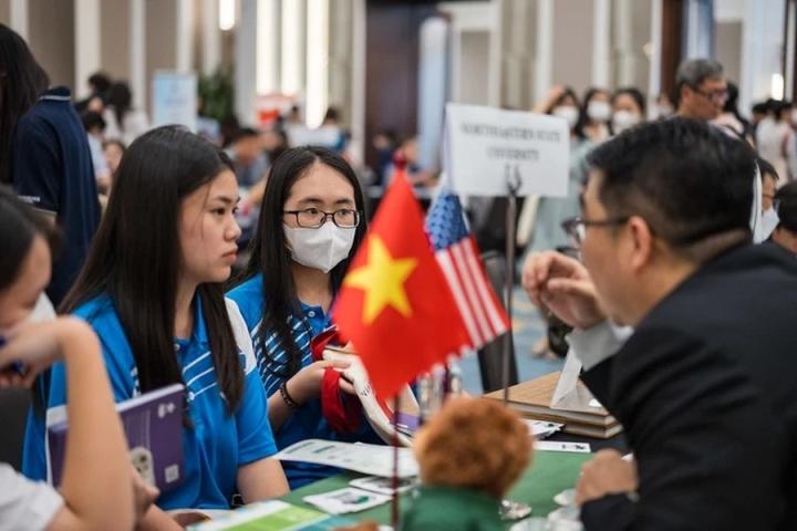 Gần 250.000 người Việt đang học tập ở nước ngoài- Ảnh 1.