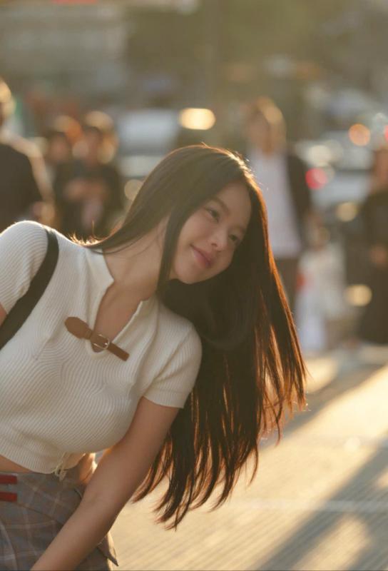 "Luỵ" Thanh Thuỷ ở Seoul, lên đồ như nữ chính phim Hàn năm 2000- Ảnh 4.
