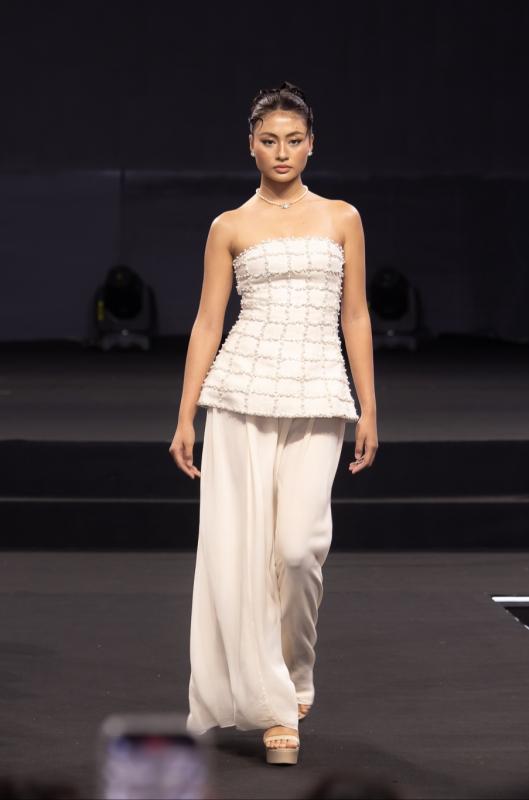 NTK indie và local brand trẻ bùng nổ sáng tạo trên runway TikTok Shop- Ảnh 9.