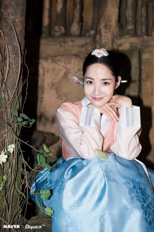 10 Hoàng hậu đẹp nhất Hàn Quốc: Kim Tae Hee bét bảng, hạng 1 đúng chuẩn 