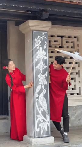 Văn Thanh và bạn gái 