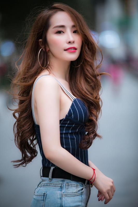 Huyền Lizzie đam mê 1 kiểu làm đẹp lấp đầy má hóp, thái dương lõm, "cá sấu chúa" Quỳnh Nga cũng kết thân để nhan sắc ngọt ngào, e ấp như thiếu nữ đôi mươi- Ảnh 8.
