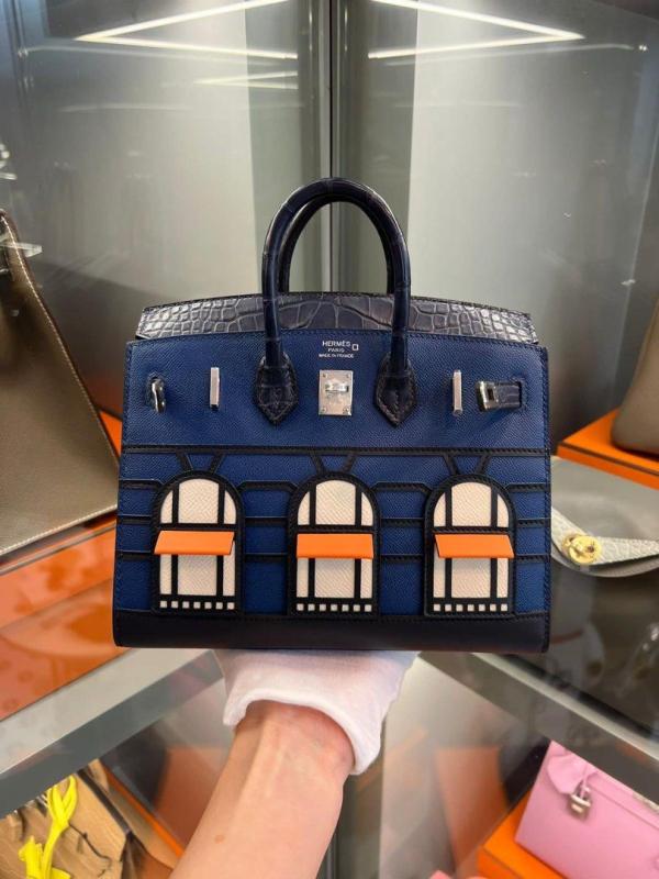 Lisa khiến truyền thông Mỹ dậy sóng vì chiếc túi Hermès 8 tỷ- Ảnh 4.