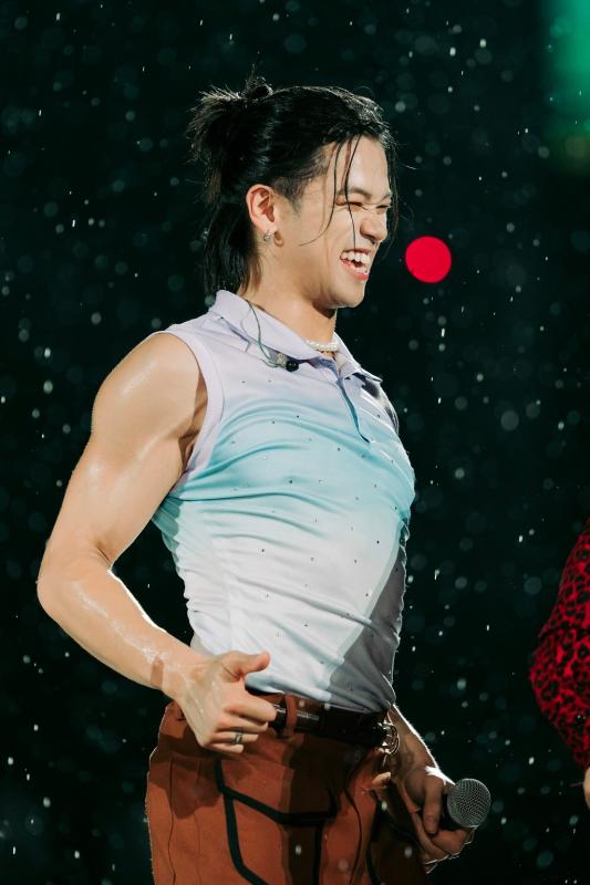 Chuỗi concert Anh Trai Vượt Ngàn Chông Gai khép lại trong nước mắt- Ảnh 12.
