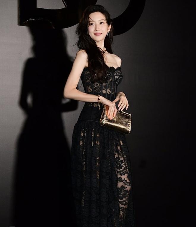 Moon Ga Young đã sợ hở bạo- Ảnh 11.