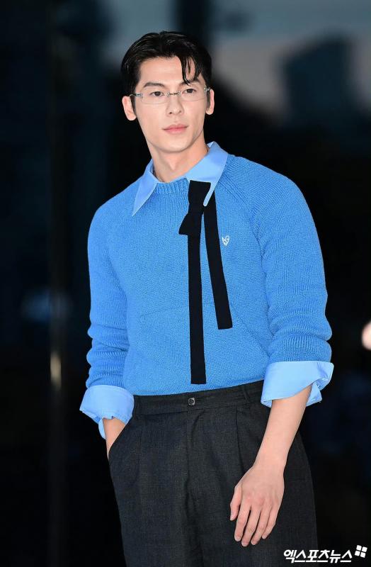 Hứa Quang Hán - Byeon Woo Seok quá bảnh, cùng nữ thần AI đổ bộ event của Gentle Monster- Ảnh 8.