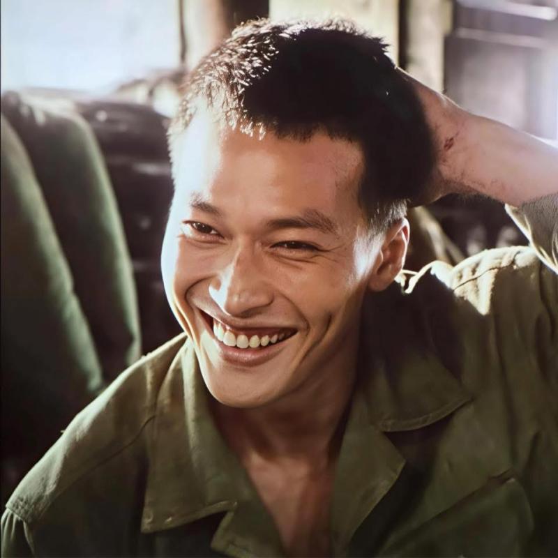 Hoá ra vai chính Mưa Đỏ suýt về tay nam diễn viên này, biết danh tính ai cũng đồng tình “đạo diễn sáng suốt quá”- Ảnh 6.