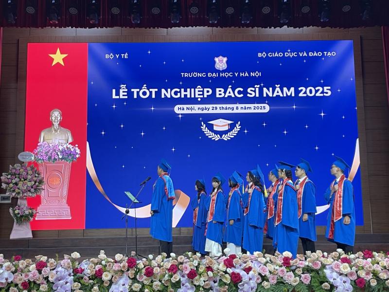 Chân dung thủ khoa kép "siêu hiếm" của Đại học Y Hà Nội- Ảnh 3.