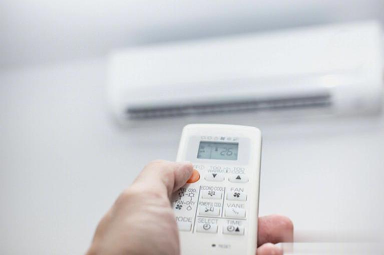 Ngồi điều hòa trong 6 giờ sẽ làm giảm chức năng phổi?- Ảnh 1.