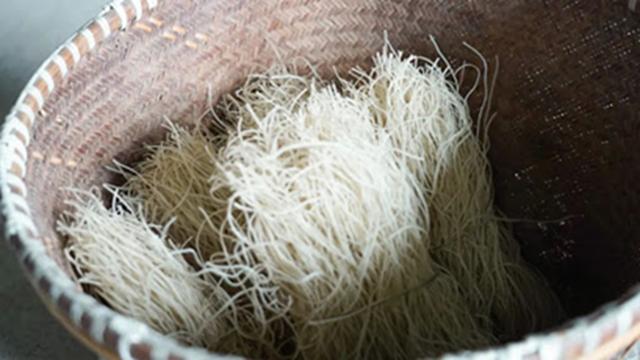 Thu giữ, tiêu hủy 4 tấn thịt viên trộn hàn the: 4 thực phẩm thường được thêm hàn the, người bán không bao giờ ăn, nhưng nhiều người vẫn mua về nhà mỗi ngày- Ảnh 2.