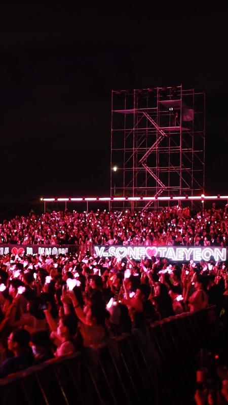 The K Showtime: Taeyeon, U-Know và dàn idol Kpop đỉnh cao mang thanh xuân trở về, chiêu đãi fan Việt bữa tiệc visual có 1-0-2- Ảnh 12.