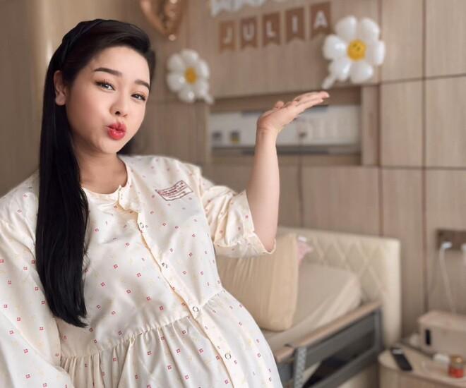 Chuyện lạ có thật Vbiz: Sao nữ ở nhà 20 tỷ, ra mặt bênh vực tình mới của chồng cũ- Ảnh 6.