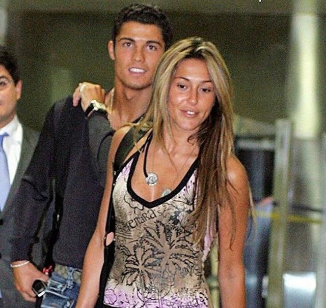Ronaldo, Beckham và Neymar - Top 3 “thánh drama” tình ái của làng túc cầu- Ảnh 2.
