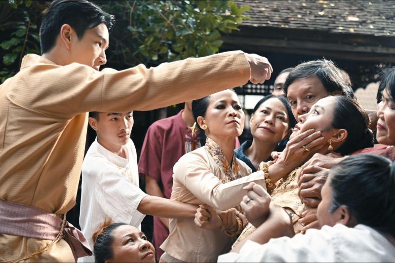 Cô Dâu Ma: Kinh dị Việt - Thái kết hợp, nhân đôi nỗi sợ- Ảnh 1.