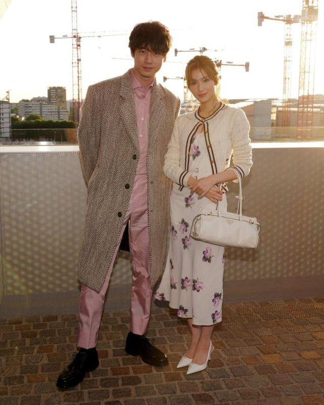 2 đại sứ ngoại tình với nhau, Prada chắc “sống khỏe” nhờ phí bồi thường hợp đồng- Ảnh 6.
