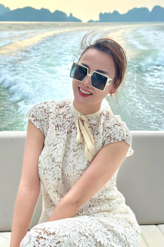 Hóa ra Phương Oanh cũng diện 