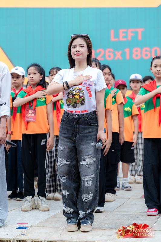 Hé lộ màn đồng diễn 80 nghệ sĩ tại Đại lễ 2/9: 5 ca khúc kéo dài gần 15 phút, quy mô cực kỳ hoành tráng!- Ảnh 3.