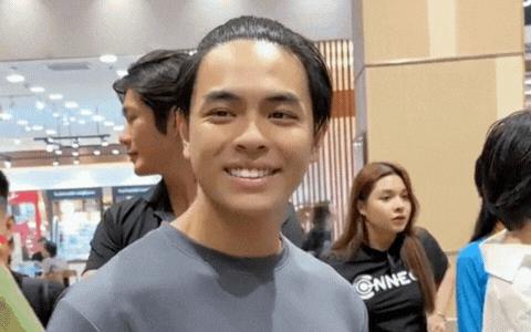 Showbiz Việt xuất hiện trai đẹp trong phim đang hot nhất rạp: Visual cam thường cực cuốn, khui ra gia thế mới ngỡ ngàng- Ảnh 2.