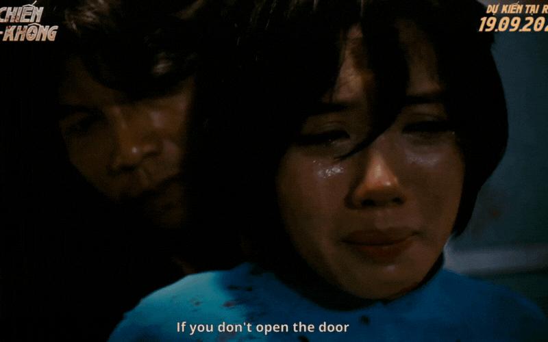 Nữ tiếp viên hàng không tóc ngắn trong Tử Chiến Trên Không: Dáng đẹp, mặt cực xinh nhưng thứ lấn át tất cả là diễn xuất “nổi da gà”- Ảnh 2.