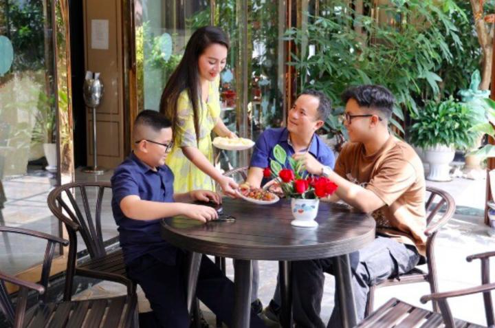 Nữ NSND từng là thợ may, giờ mang quân hàm Thượng tá- Ảnh 4.