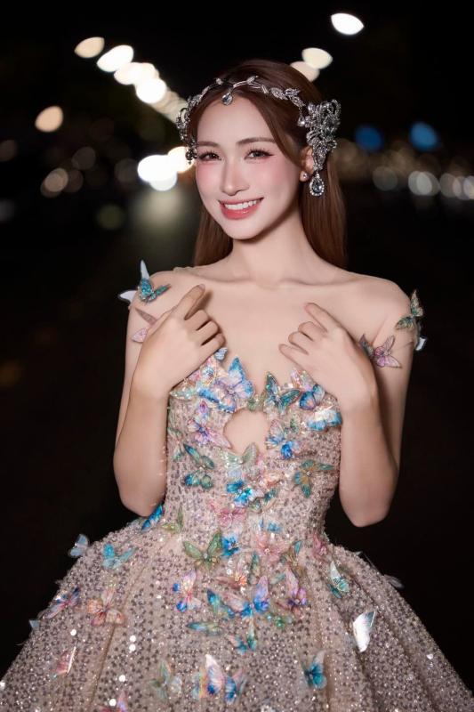 Hòa Minzy lộ ảnh quá khứ thừa cân: Đây là thực đơn giảm cân nữ ca sĩ áp dụng để sắc vóc vạn người mê, collagen được giữ trọn- Ảnh 8.