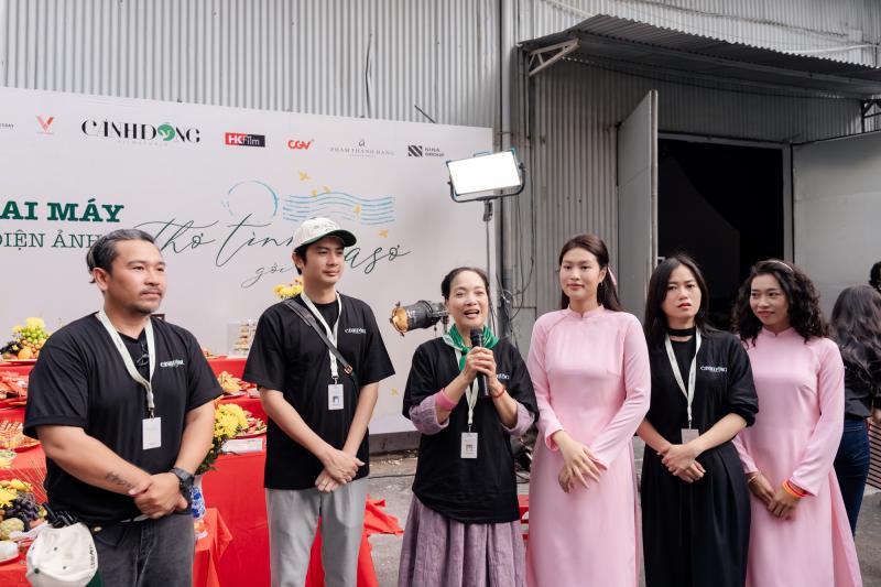 Vbiz mới có 1 cặp đôi visual chấn động: Nhà gái là Hoa hậu đẹp mê tơi, nhà trai đố tìm nổi góc chết- Ảnh 5.