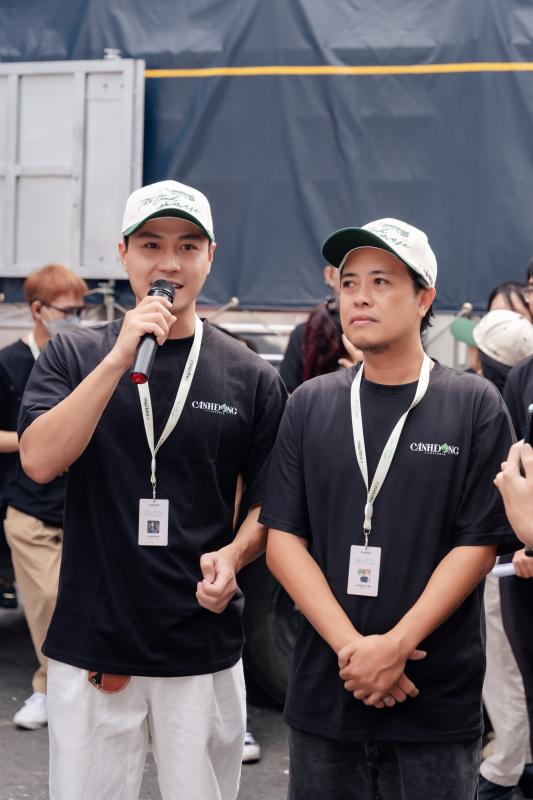 Vbiz mới có 1 cặp đôi visual chấn động: Nhà gái là Hoa hậu đẹp mê tơi, nhà trai đố tìm nổi góc chết- Ảnh 3.