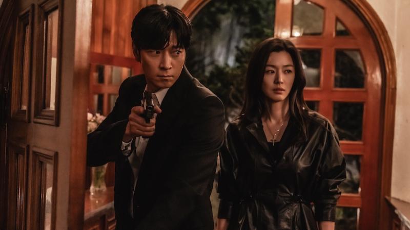 Tempest: Bom tấn dư tiền thiếu cảm xúc của Jeon Ji Hyun và Kang Dong Won- Ảnh 2.