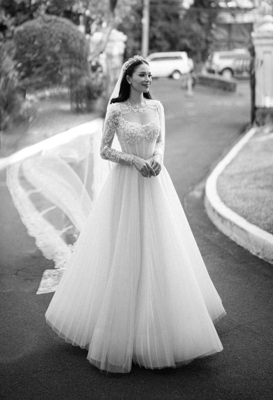 Váy cưới của Tiên Nguyễn, Hà Tăng và Linh Rin: 2 chị dâu không dám làm 1 điều như em chồng- Ảnh 5.