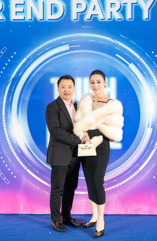 Phương Oanh không can thiệp vào việc kinh doanh của Shark Bình- Ảnh 2.